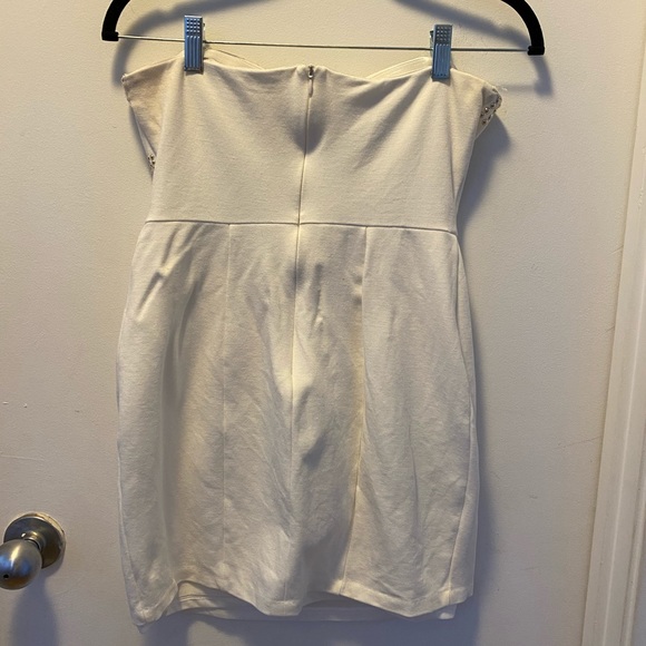White strapless dress with gold studs, size M - Picture 3 of 5